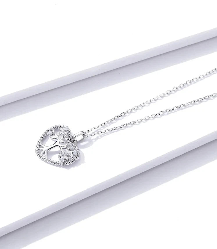 925 Sterling Silver Tree of Life Heart Necklace  IZER 