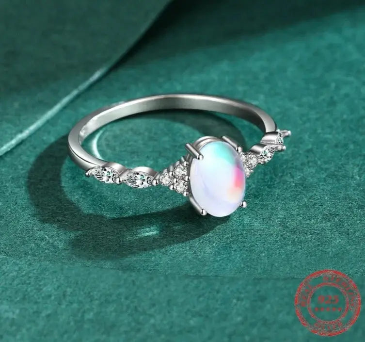 925 Sterling Silver Moonstone Ring  IZER 