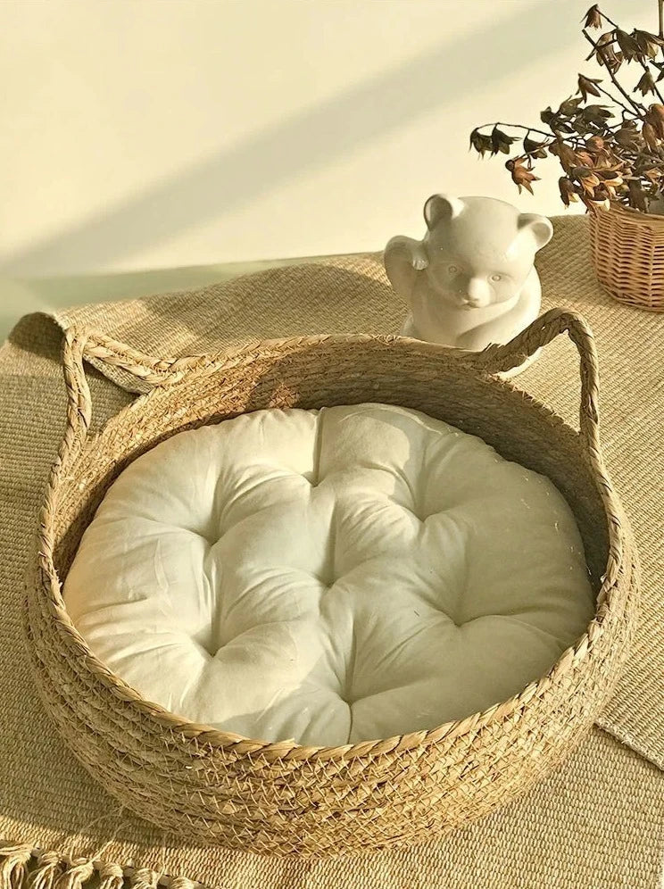 "Cozy Paws" Handmade Vine Woven Cat Nest  IZER 