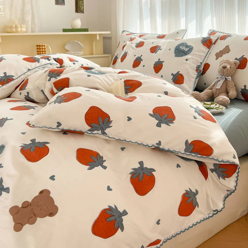 BlossomBloom Botanical Bedding Set  IZER 