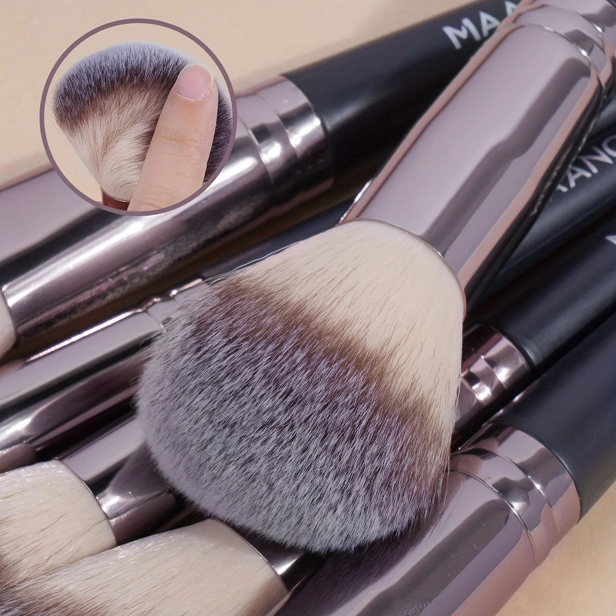 ProGlam Brush Set by MAANGE  IZER 