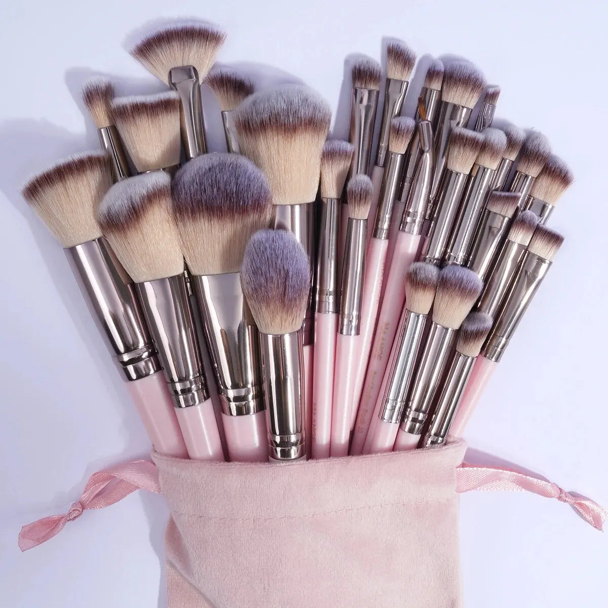 ProGlam Brush Set by MAANGE  IZER 