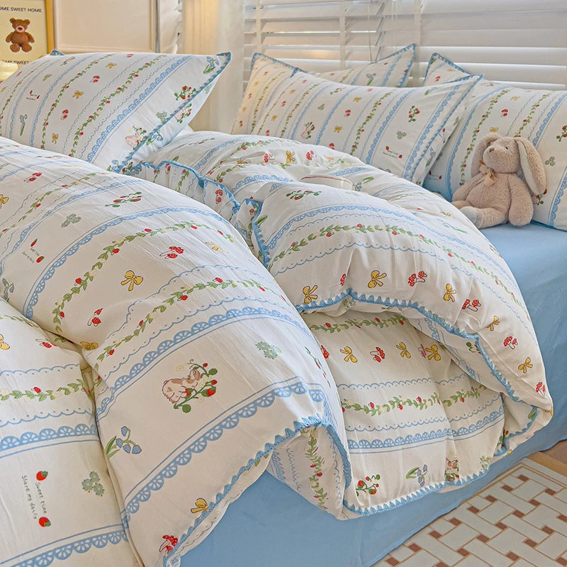 BlossomBloom Botanical Bedding Set  IZER 