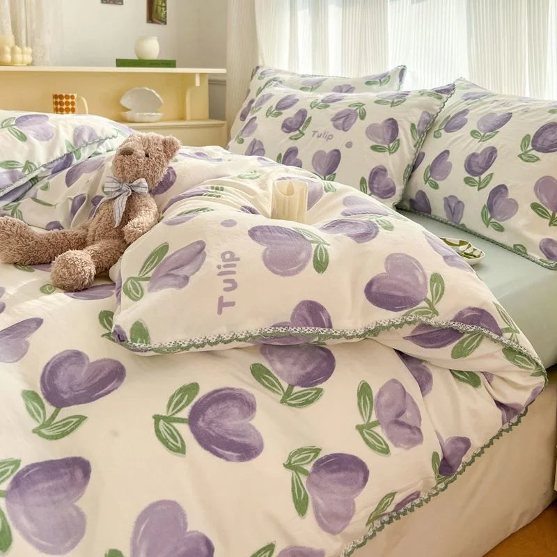 BlossomBloom Botanical Bedding Set  IZER 