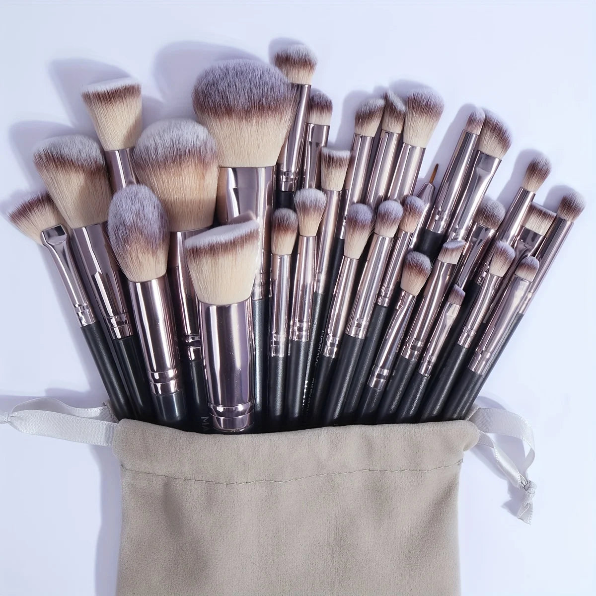 ProGlam Brush Set by MAANGE  IZER 