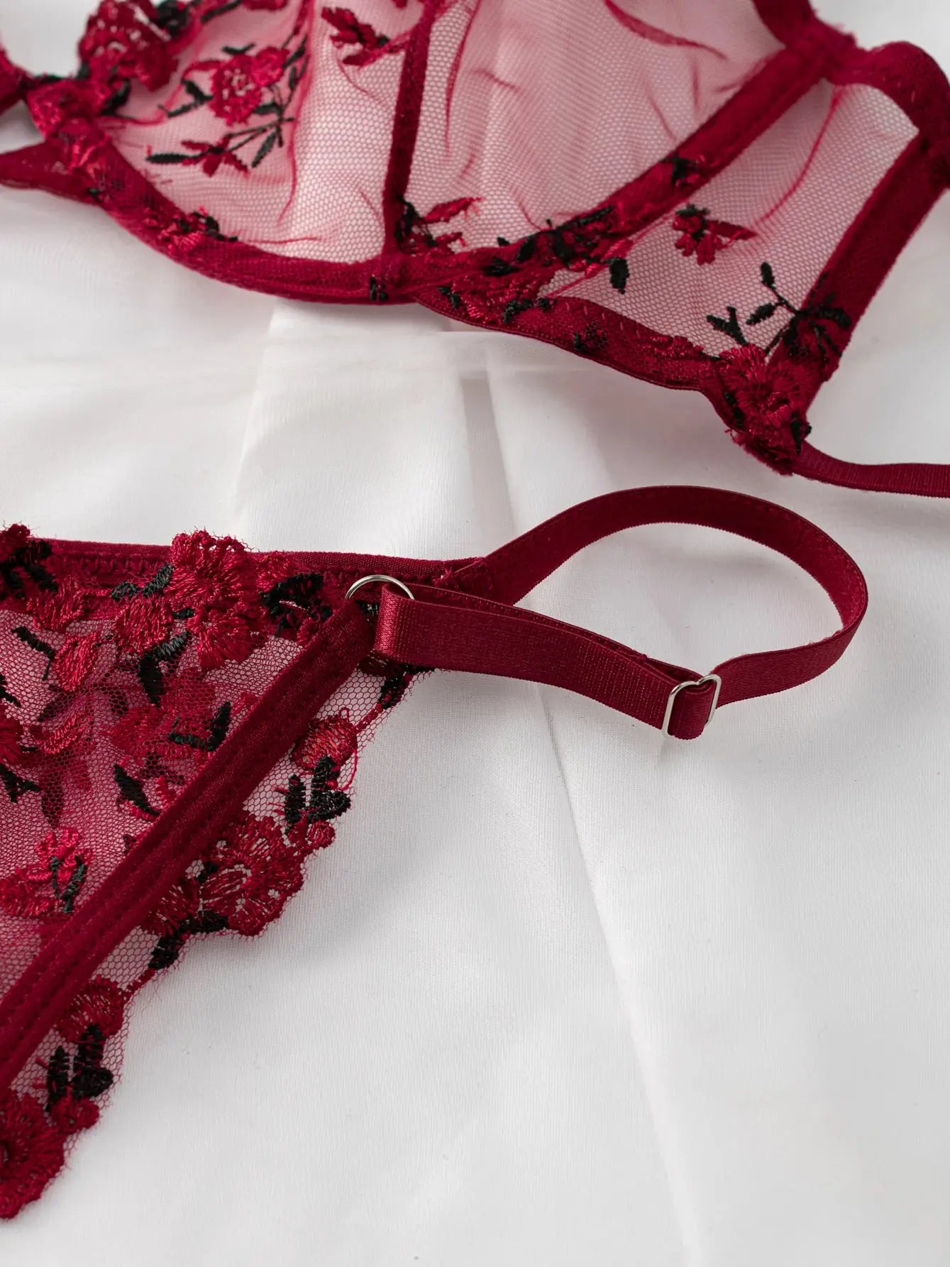 RoseLust Floral Lace Lingerie Set  IZER 