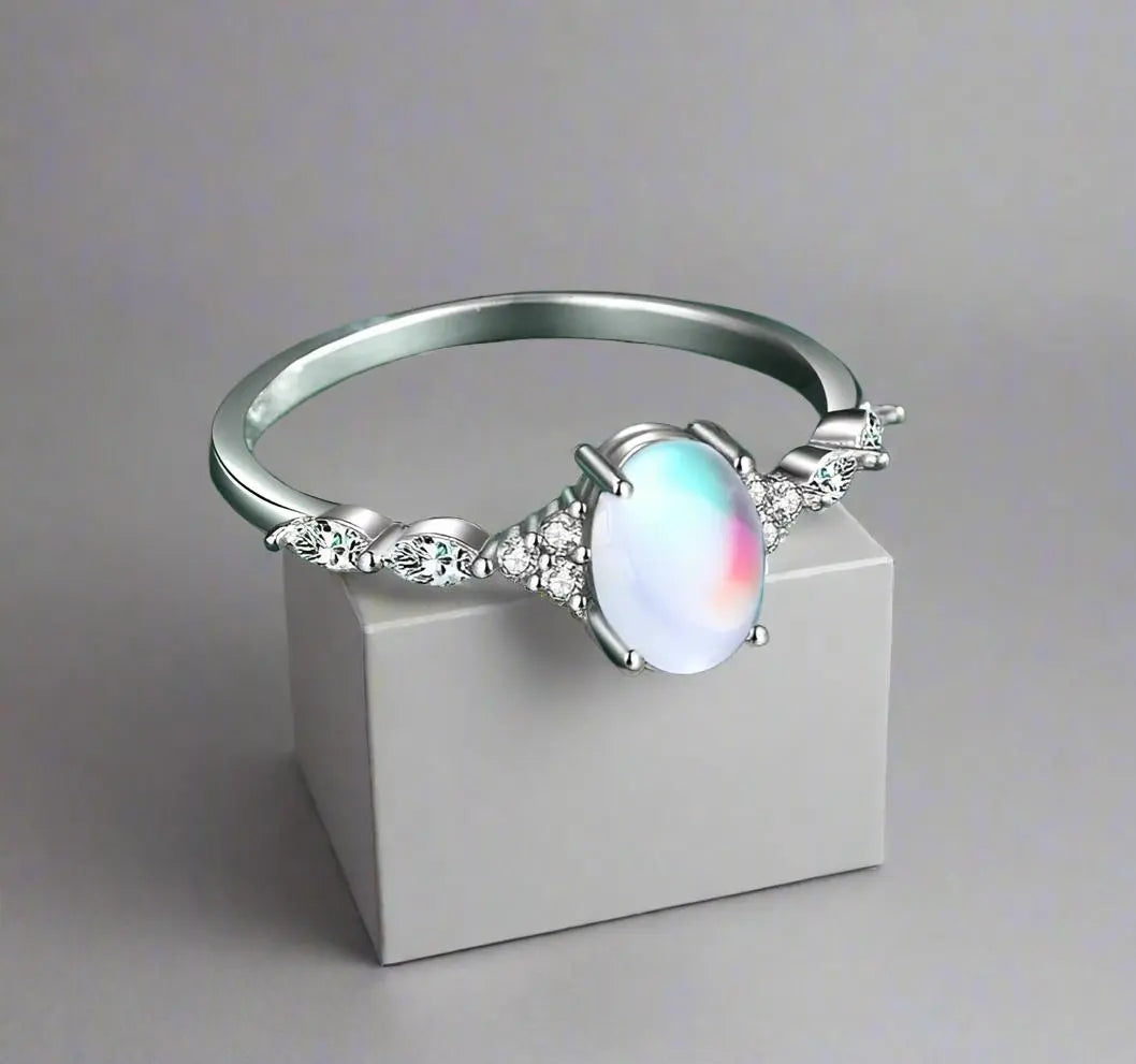 925 Sterling Silver Moonstone Ring  IZER 