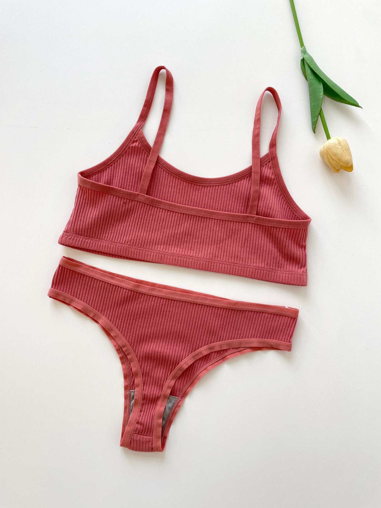 Ultimate Comfort: 4-Piece Seamless Ribbed Lingerie Set  IZER 